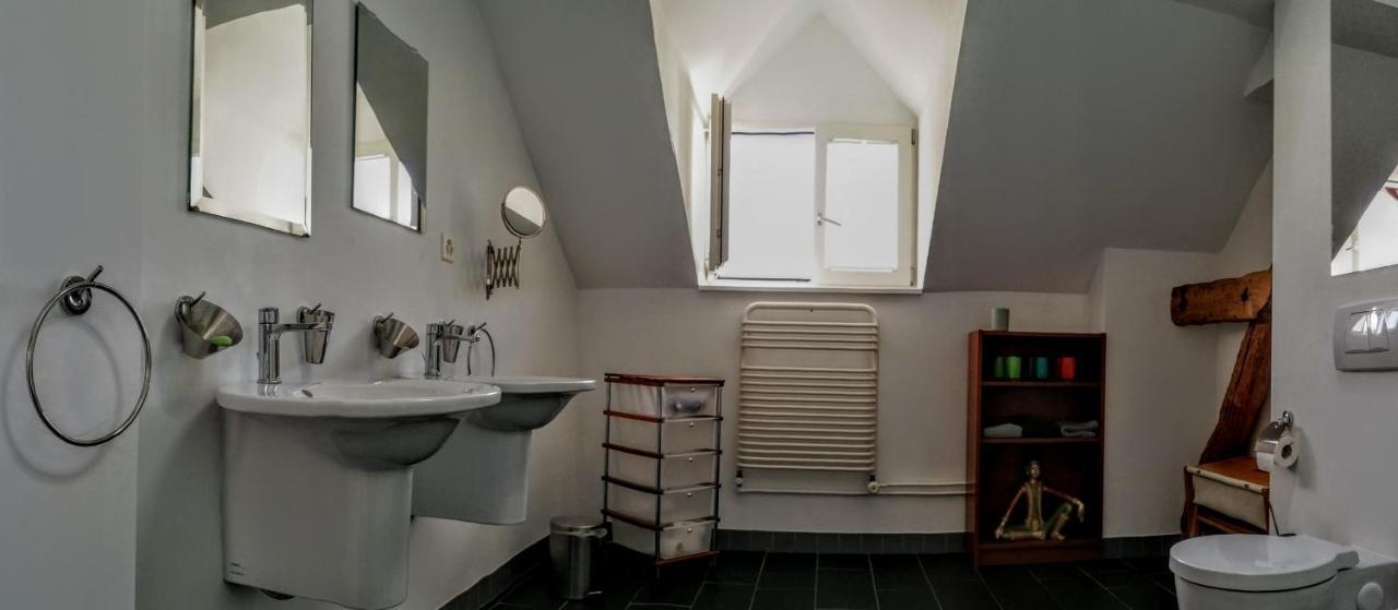 Rooms-Zimmer Neuhausen Am Rheinfall Exterior foto
